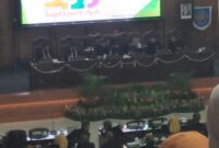 Rapat Paripurna DPRD Kabupaten Tegal dalam rangka memperingati Hari Jadi Kabupaten Tegal ke-425 berlangsung khidmat dengan dihadiri jajaran pemerintah daerah dan tamu undangan.