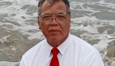 Martin Sembiring menyampaikan refleksi kebangsaan bertajuk PINI: Menghentikan Kegaduhan Bangsa yang menyoroti ambisi kekuasaan, pragmatisme politik, serta penggunaan politik sektarian yang dinilai menjauh dari nilai-nilai Pancasila dan otoritas negara.
