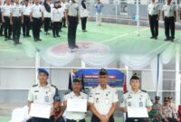 Jajaran Rutan Kelas IIB Tanjung Pura menggelar apel dan penandatanganan komitmen bersama dalam upaya pemberantasan handphone ilegal, narkoba, dan praktik penipuan dengan melibatkan unsur TNI, Polri, dan stakeholder terkait, Jumat (8/5/2026).