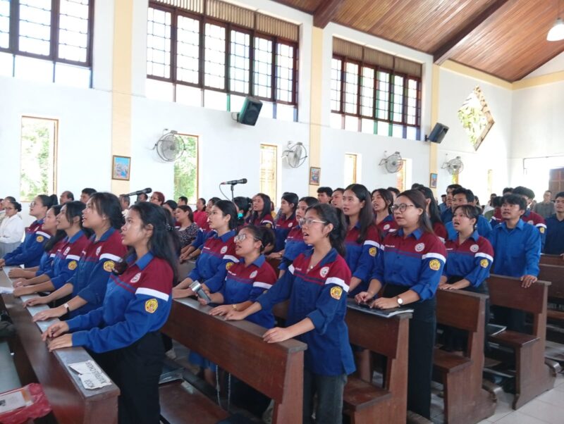 Generasi muda Paroki Simalingkar B Medan menyuarakan semangat pelayanan berdaulat, etika, dan komunikasi manusiawi dalam peringatan Hari Komunikasi Sedunia ke-60 tahun 2026.