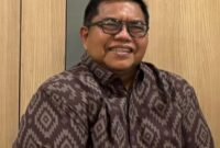 Kebijakan Prabowonomics yang digagas Prabowo Subianto menekankan pentingnya kedaulatan energi melalui pengembangan bioenergi dan hilirisasi industri nasional. Strategi ini diarahkan untuk mengurangi ketergantungan Indonesia terhadap impor energi global, sekaligus memperkuat ekonomi daerah melalui pembangunan kawasan industri dan pemanfaatan sumber daya lokal. Pendekatan ini juga diharapkan mampu menjaga stabilitas sosial serta meningkatkan daya saing ekonomi nasional di tengah gejolak global.