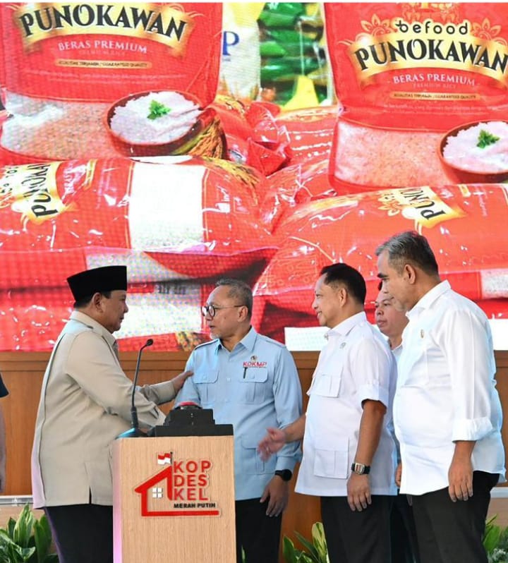Presiden Prabowo Subianto menegaskan pentingnya Koperasi Desa Merah Putih sebagai gerakan ekonomi kerakyatan untuk memperkuat kedaulatan bangsa dan melawan dominasi neoliberalisme dari akar rumput.