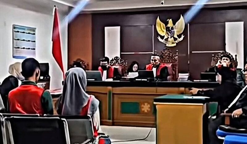 Masyarakat Bengkalis mengecam putusan pengadilan terhadap dua mantan anggota Polri yang divonis ringan dalam kasus peredaran narkotika jenis sabu.