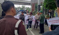 KETUA LSM BONKKAR.SS DESAK KEJATI SUMSEL AWASI PENYIDIKAN DUGAAN KORUPSI DI SEKRETARIAT DPRD OKU