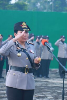 Polres Lampung Timur Gelar Upacara Ziarah dalam Rangka Hari Bhayangkara ke-80