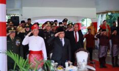 Kapolres Langkat Pimpin Upacara Penurunan Bendera HUT ke-81 RI
