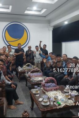 Ketua DPD NasDem M. Nasir Gelar Pertemuan Bersama Kader di Kediamannya