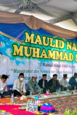 Ribuan Warga Padati Lapangan Sukajaya Lempasing, Maulid Nabi Berlangsung Meriah